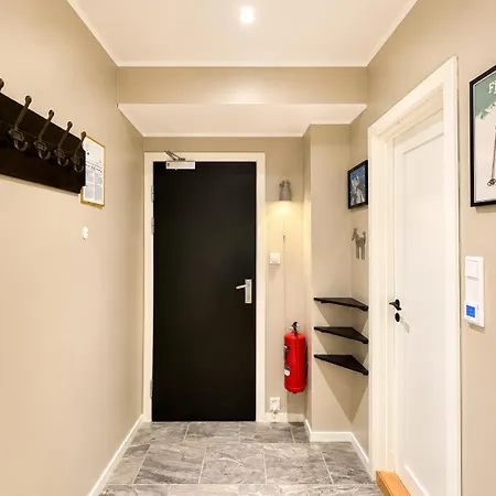 Apartment - Walking Distance To Everything Holo